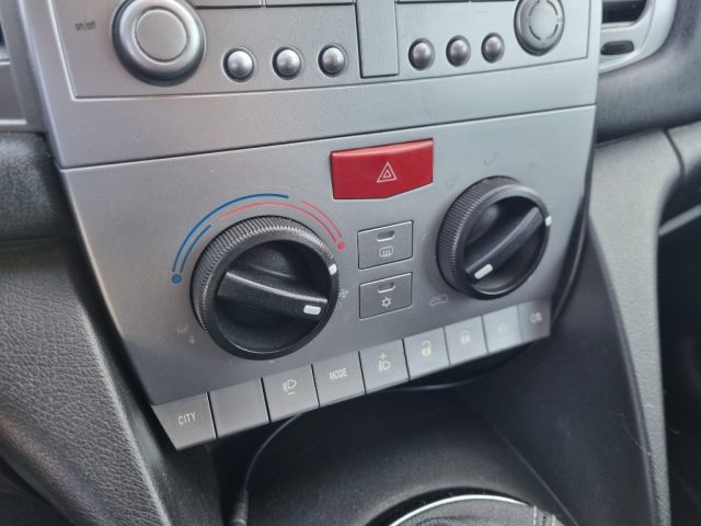 LANCIA Ypsilon usata, con Immobilizzatore elettronico
