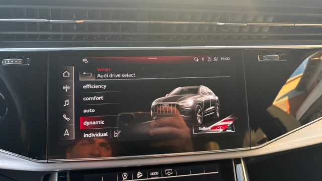 AUDI Q8 usata, con Sistema di navigazione