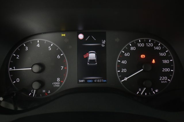 TOYOTA Yaris usata 6