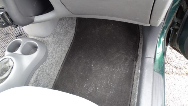 TOYOTA Yaris usata 58