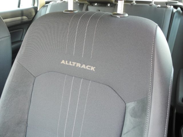 VOLKSWAGEN Passat Alltrack usata, con Sistema lavafari