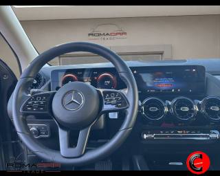 MERCEDES-BENZ GLA 180 usata, con ESP