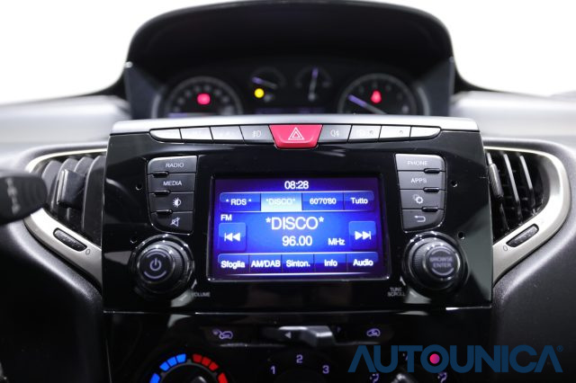 LANCIA Ypsilon usata, con ESP