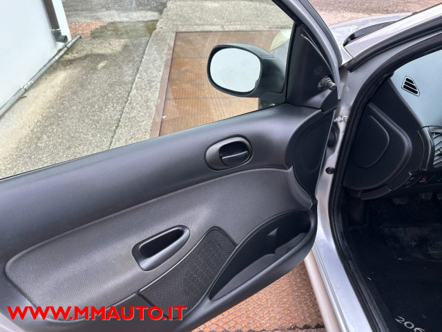 PEUGEOT 206 usata, con Lettore CD