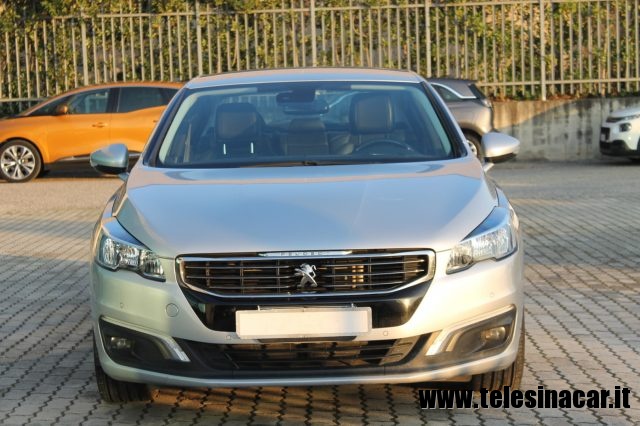 PEUGEOT 508 usata, con Airbag