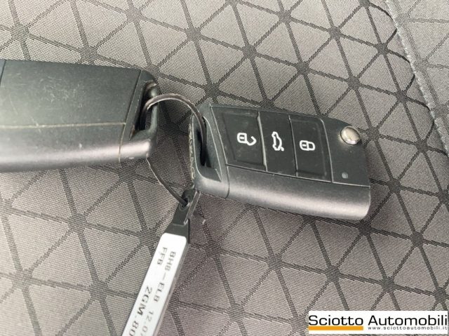 VOLKSWAGEN T-Cross usata, con Specchietti laterali elettrici