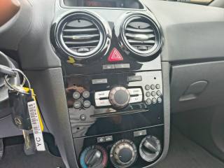 OPEL Corsa usata, con Boardcomputer