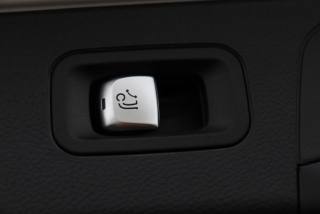 MERCEDES-BENZ GLC 300 usata, con Touch screen