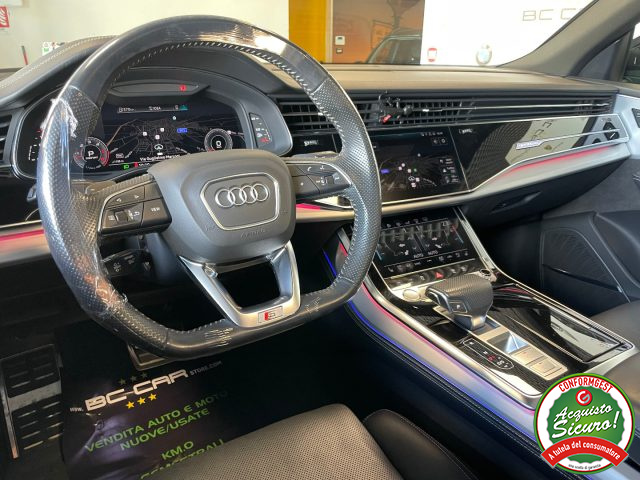 AUDI Q8 usata, con Park Distance Control