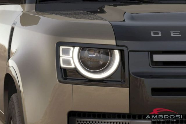 LAND ROVER Defender usata 7
