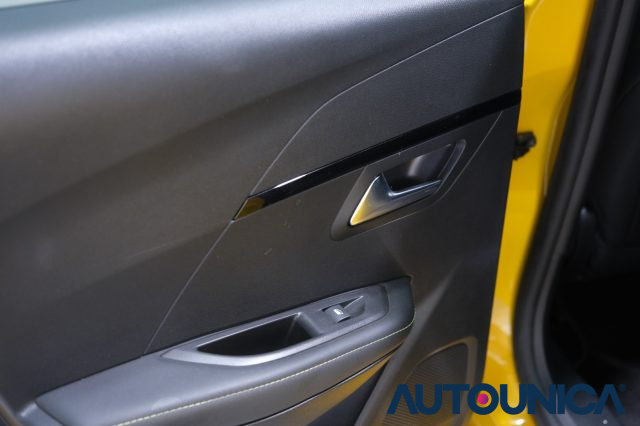PEUGEOT 208 usata, con Chiusura centralizzata senza chiave