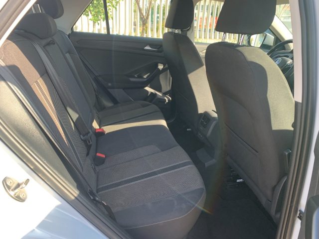 VOLKSWAGEN T-Roc usata, con Controllo automatico clima