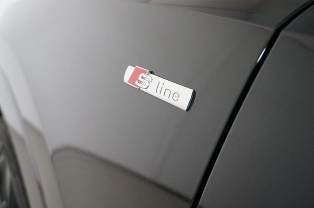 AUDI Q3 usata, con Volante in pelle