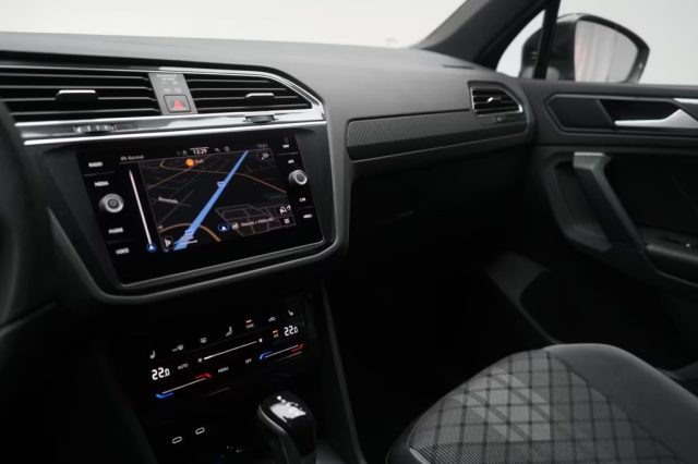 VOLKSWAGEN Tiguan usata, con Fendinebbia