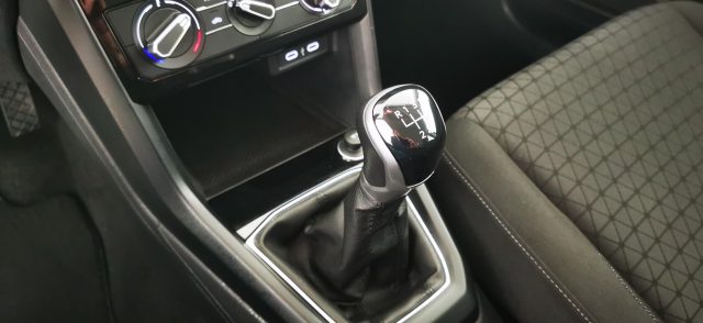 VOLKSWAGEN T-Cross usata, con ESP