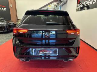 VOLKSWAGEN T-Roc usata, con Autoradio