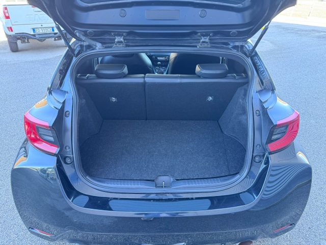 TOYOTA Yaris usata, con Sedili sportivi