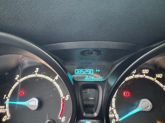 FORD Transit Courier usata, con Servosterzo