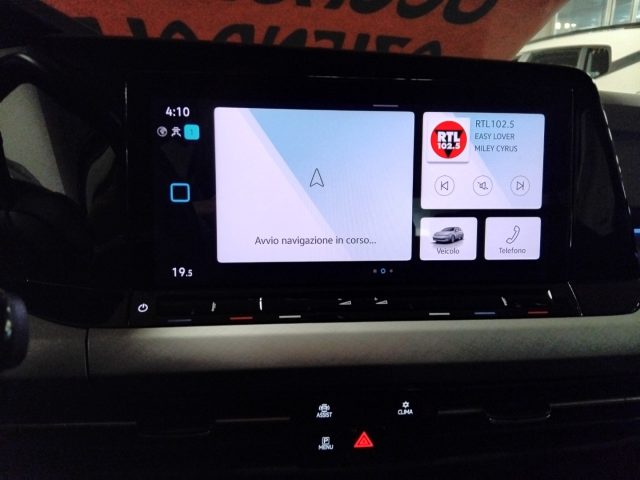 VOLKSWAGEN Golf usata, con Frenata d