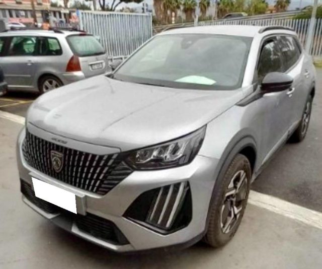 PEUGEOT 2008 usata, con Airbag