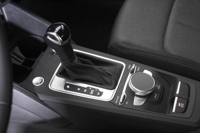 AUDI Q2 usata, con Autoradio