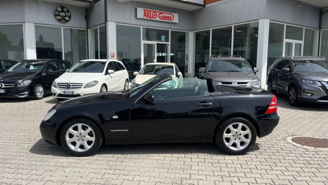 MERCEDES-BENZ SLK 200 usata, con Cerchi in lega