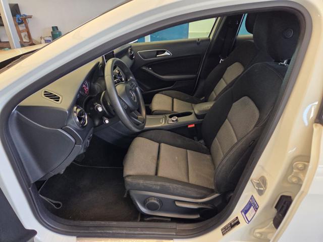 MERCEDES-BENZ A 160 usata, con Autoradio