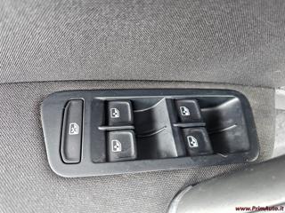 VOLKSWAGEN Golf usata, con Sedile posteriore sdoppiato