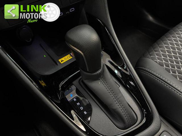 TOYOTA Yaris usata, con Bracciolo