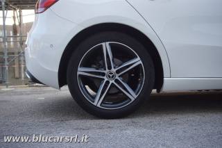 MERCEDES-BENZ A 200 usata, con Sensore di pioggia
