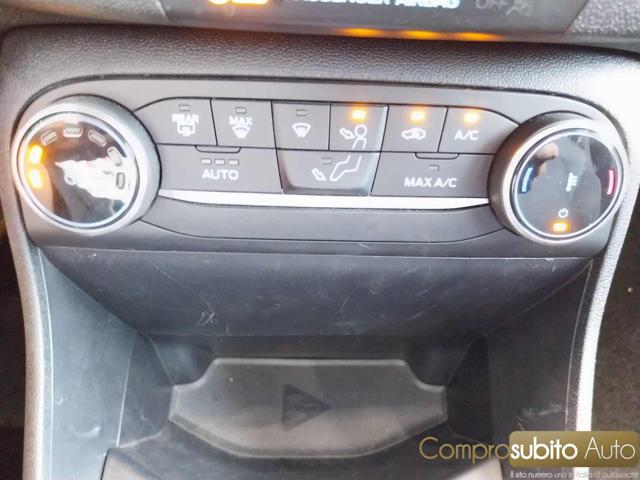 FORD Fiesta usata, con Bluetooth