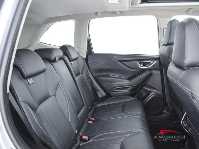SUBARU Forester usata 10