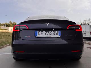 TESLA Model 3 usata, con Specchietti laterali elettrici