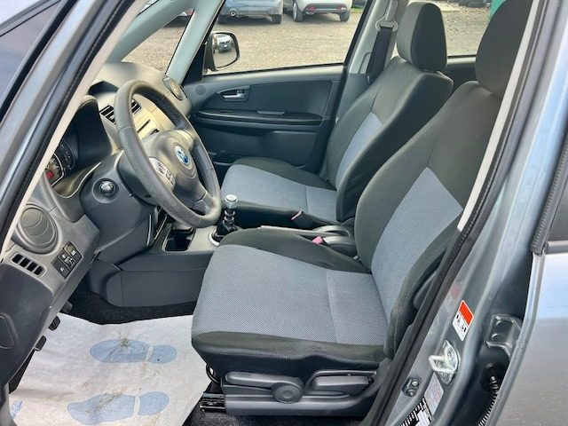 FIAT Sedici usata, con Cerchi in lega