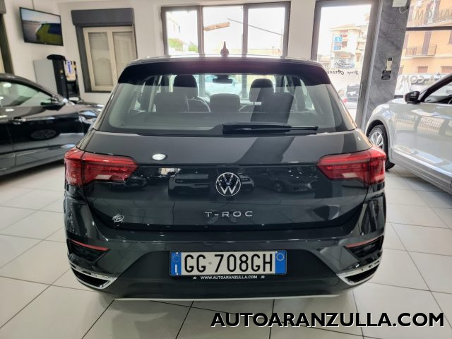 VOLKSWAGEN T-Roc usata, con Alzacristalli elettrici
