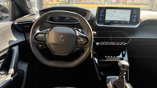 PEUGEOT 2008 usata, con Sistema di navigazione