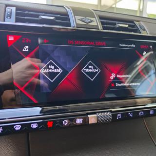 DS AUTOMOBILES DS 7 Crossback usata, con USB