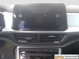 VOLKSWAGEN T-Roc usata 35