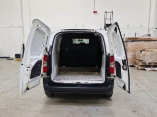 TOYOTA Proace City usata, con Autoradio