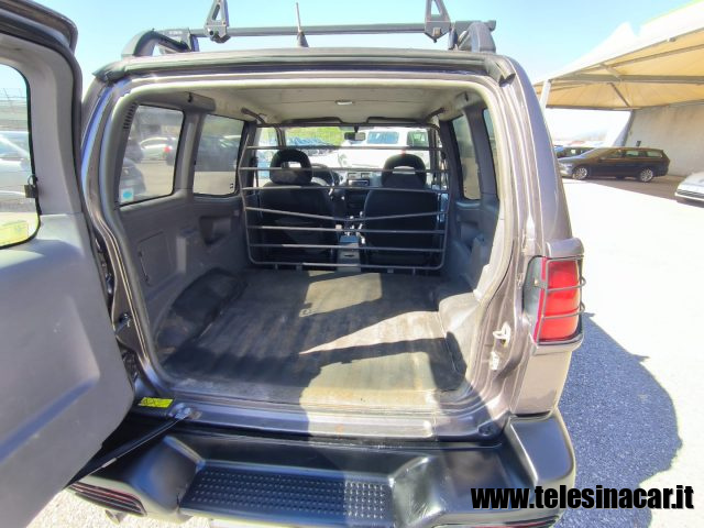 NISSAN Terrano II usata 8