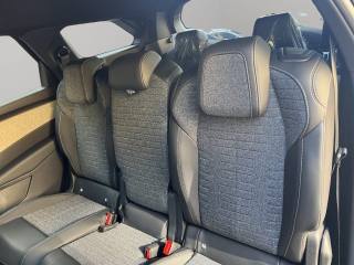 PEUGEOT 5008 usata, con Airbag testa