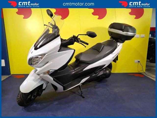 SUZUKI Burgman AN 400 usata 1