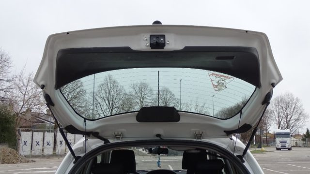 TOYOTA Yaris usata 107