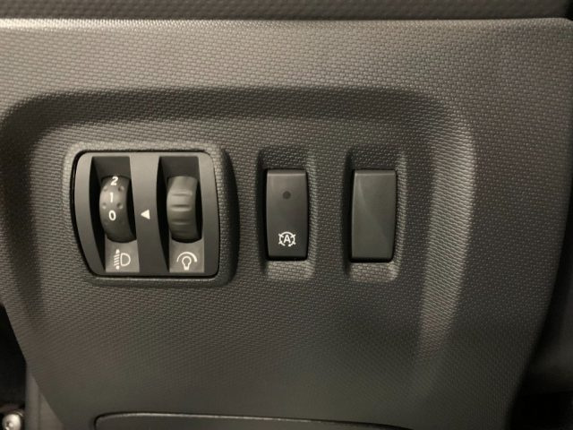 RENAULT Captur usata, con Luci diurne LED