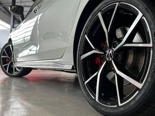 VOLKSWAGEN Golf usata, con Chiusura centralizzata