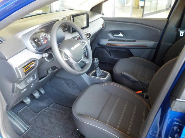 DACIA Sandero usata, con Volante in pelle
