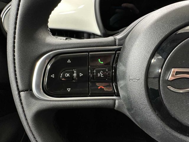 FIAT 500e usata, con Telecamera per parcheggio assistito