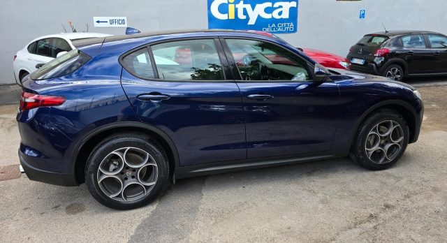 ALFA ROMEO Stelvio usata, con Autoradio