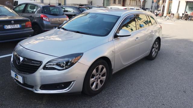OPEL Insignia usata, con Airbag