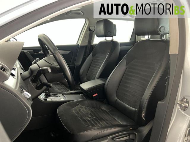 VOLKSWAGEN Passat usata, con USB